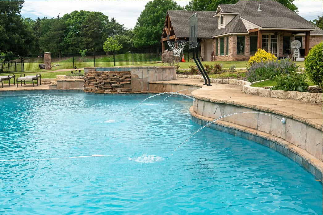 Freeform spa in North Texas