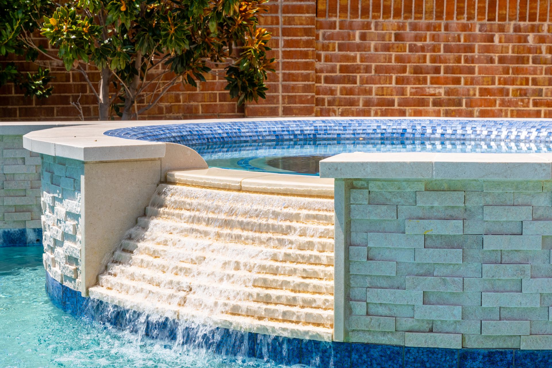 Custom pool project photo 4
