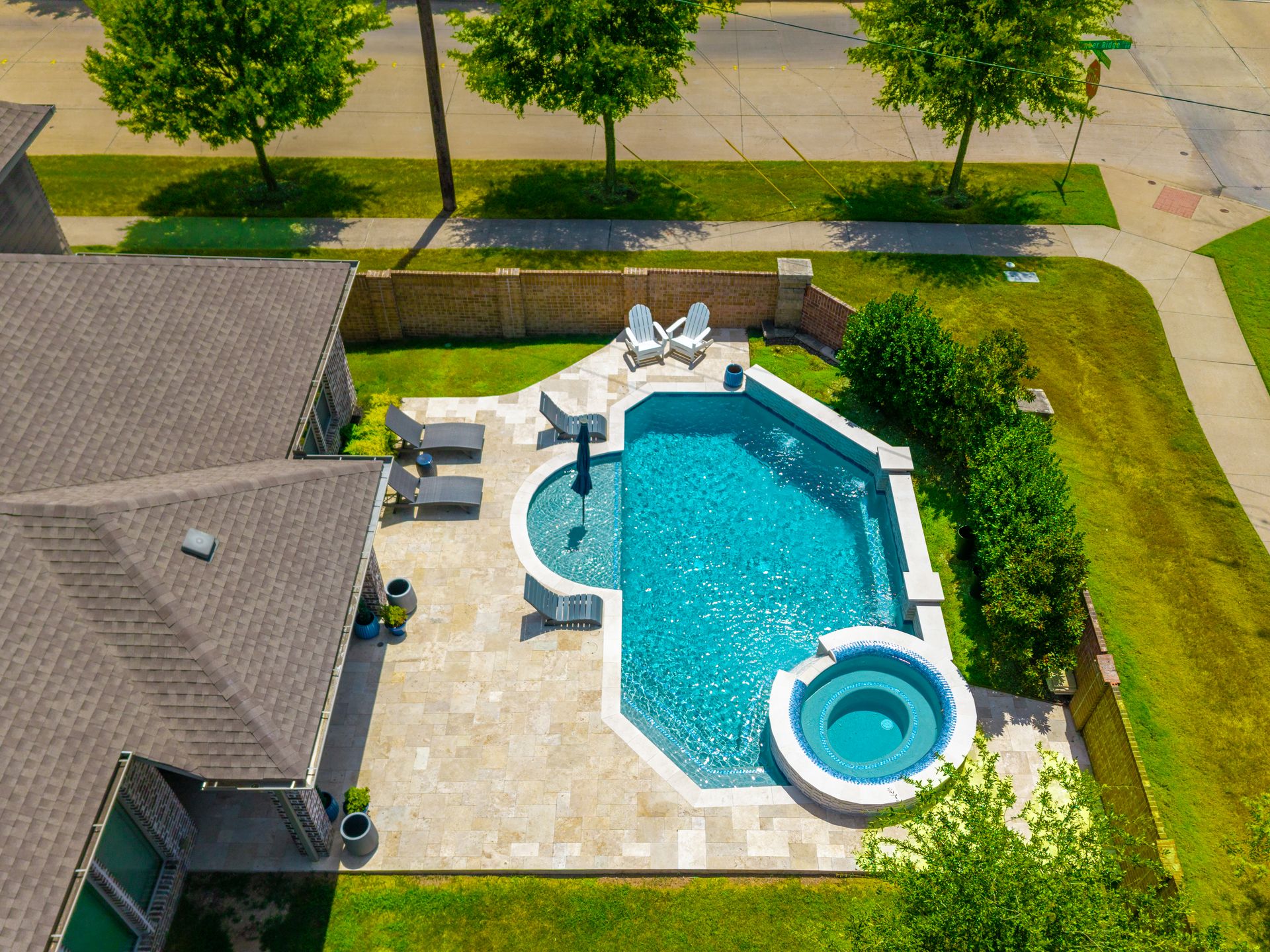 Custom pool project photo 10