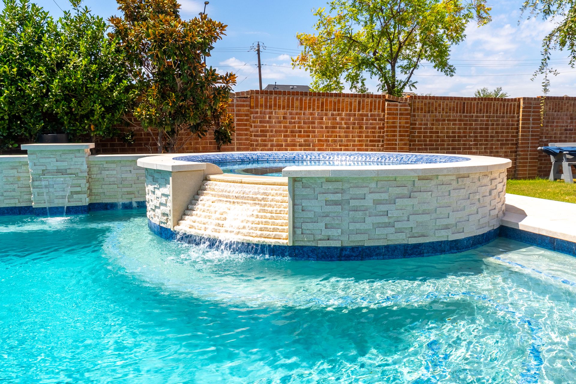 Custom pool project photo 11