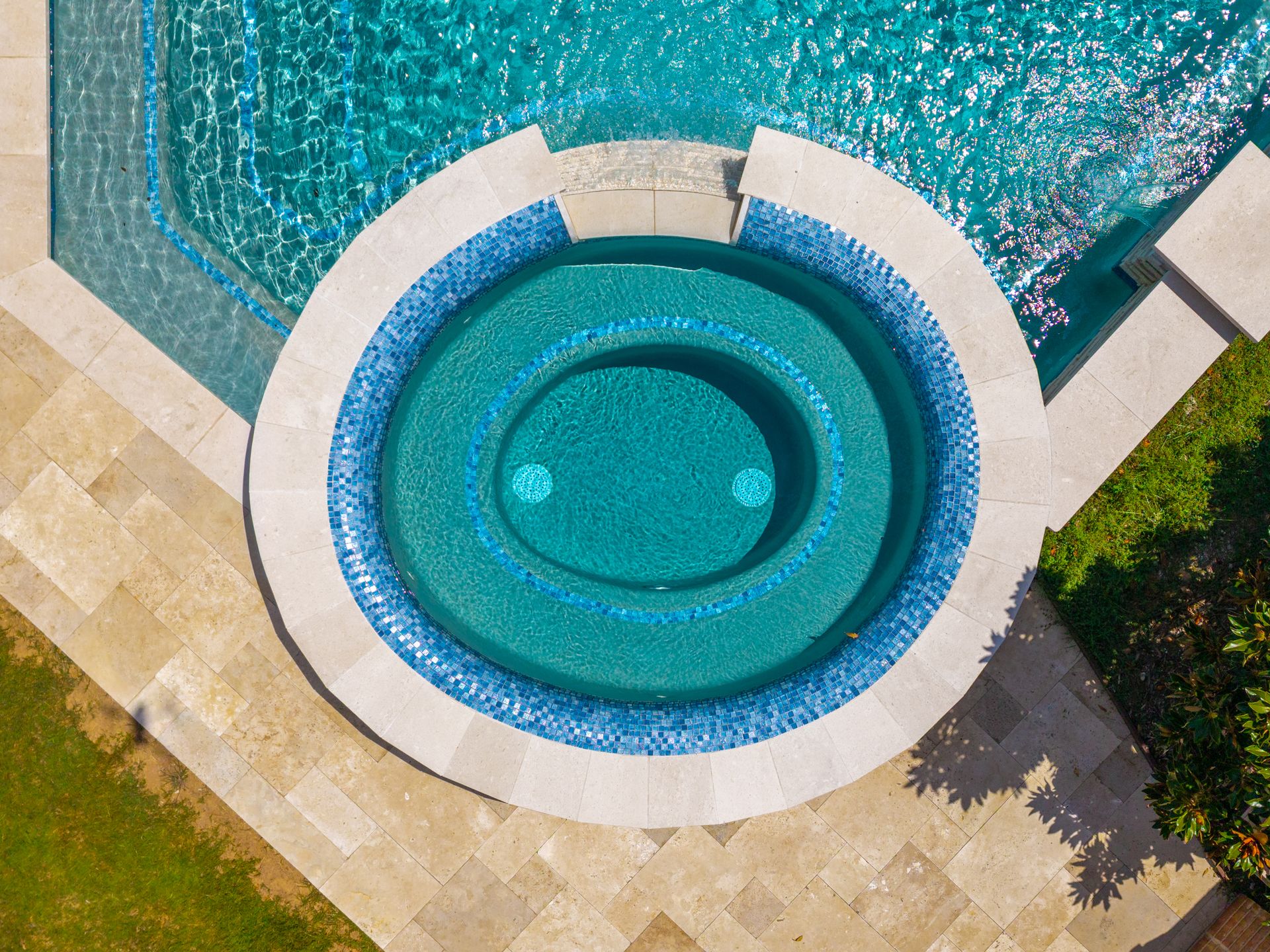 Custom pool project photo 12